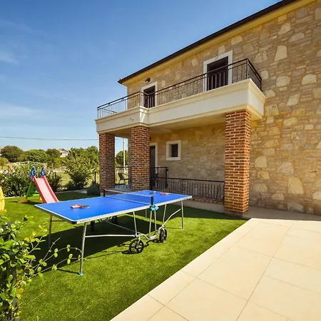 Korina By Interhome Pridraga