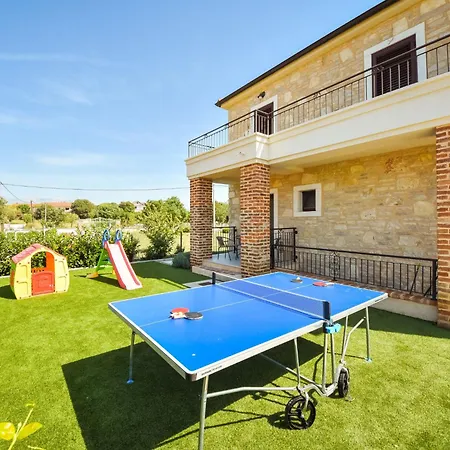 Dom wakacyjny Korina By Interhome Pridraga