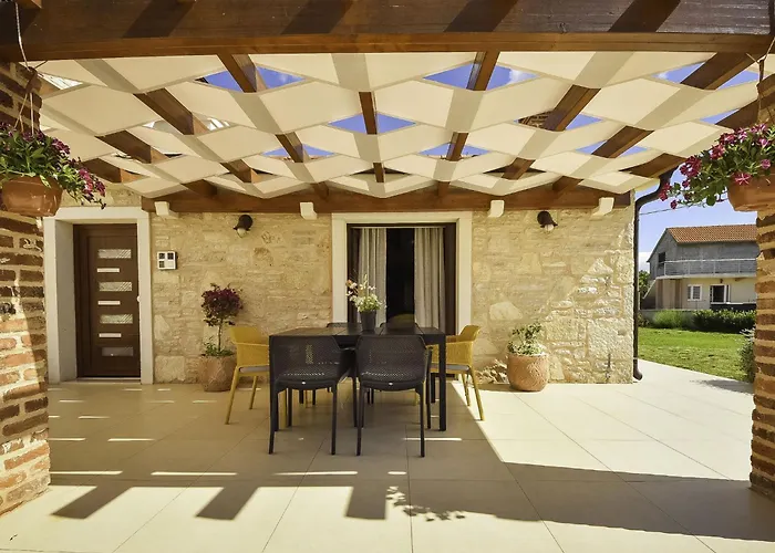 Korina By Interhome *